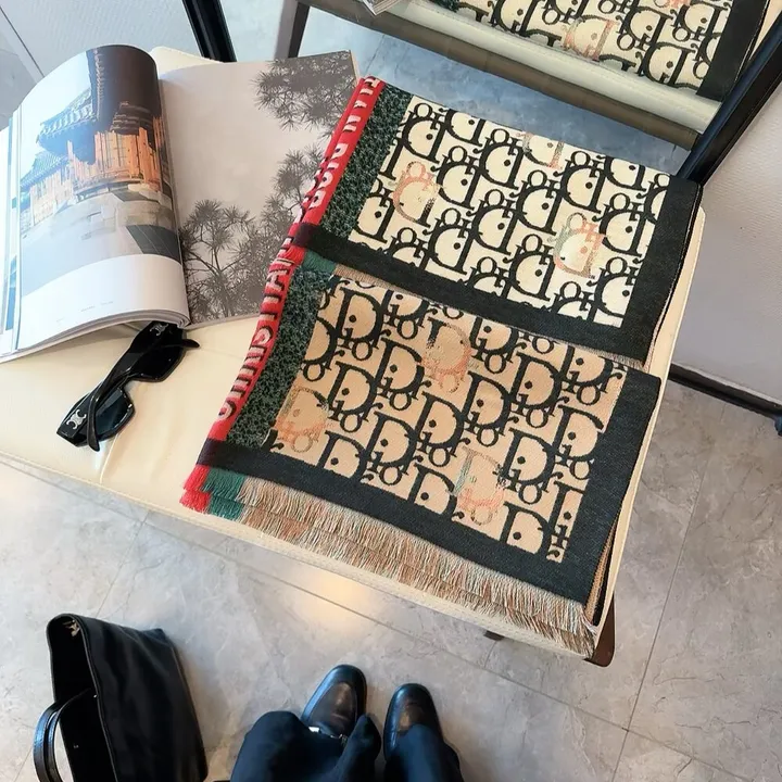 スーパーコピー ディオール マフラー