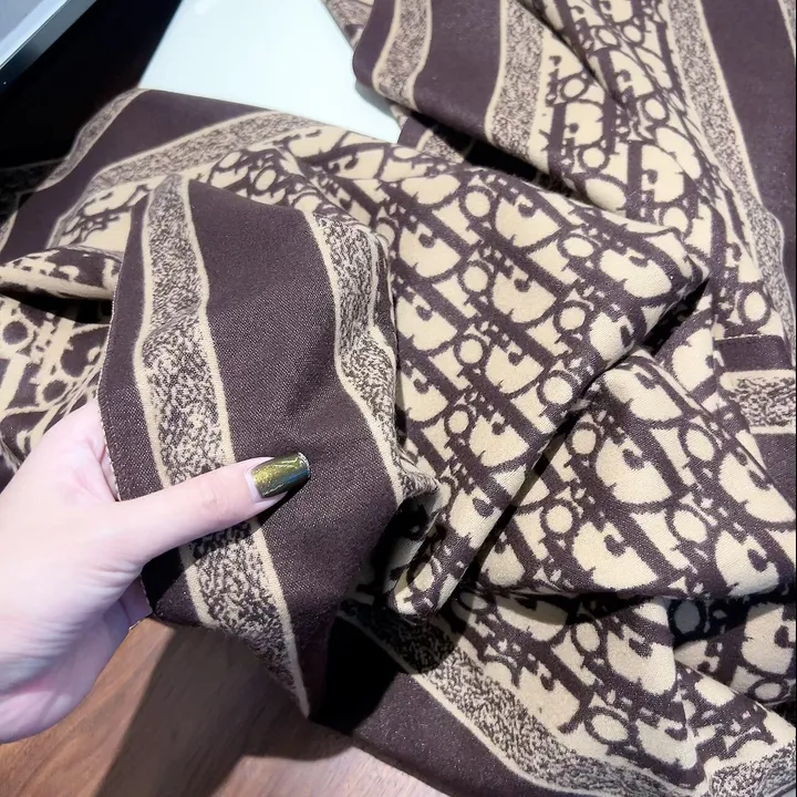 スーパーコピー ディオール マフラー