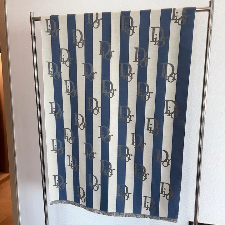 スーパーコピー ディオール マフラー