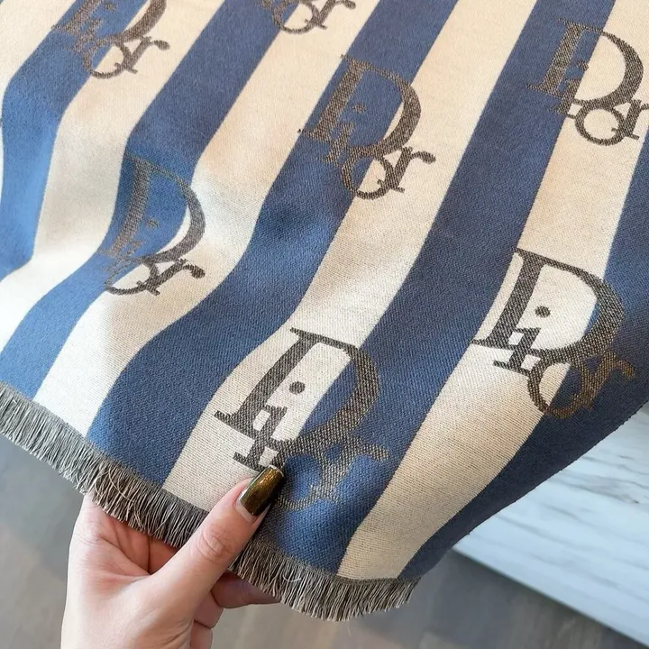 スーパーコピー ディオール マフラー