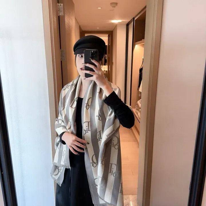 スーパーコピー ディオール マフラー