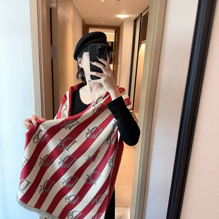 スーパーコピー ディオール マフラー