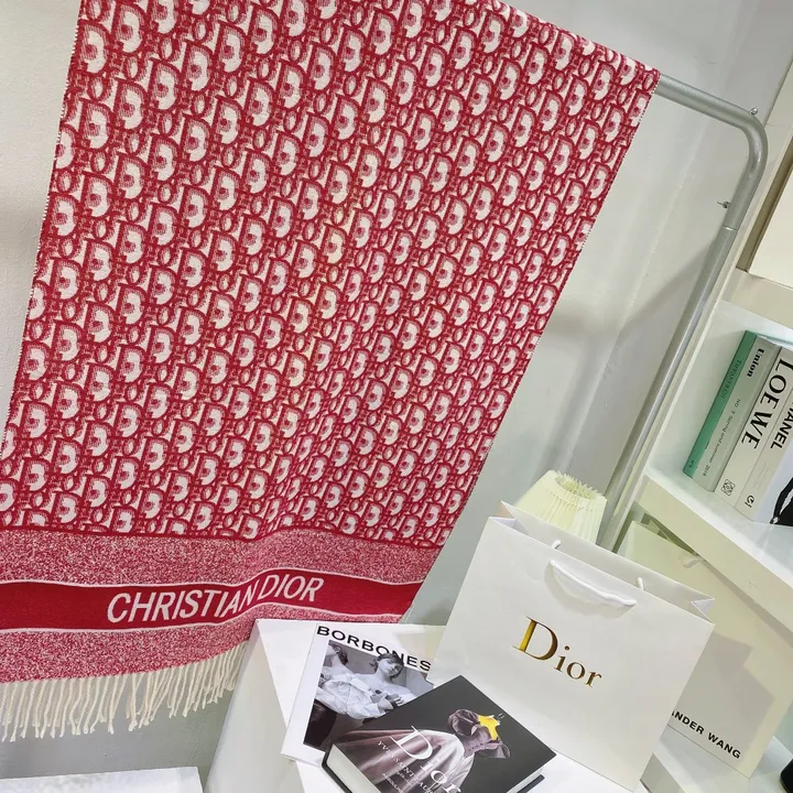 スーパーコピー ディオール マフラー