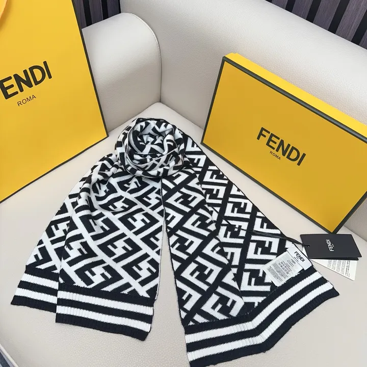 スーパーコピー フェンディ マフラー