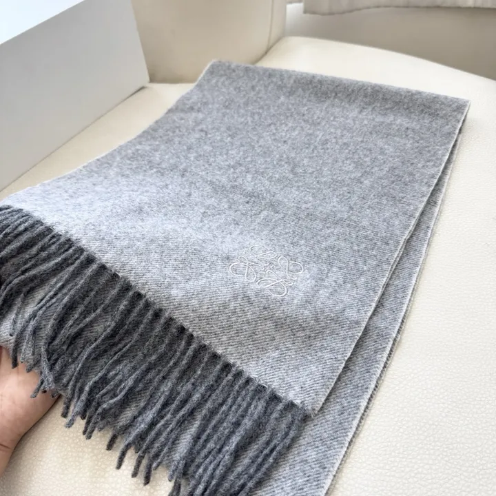 スーパーコピー ロエベ マフラー