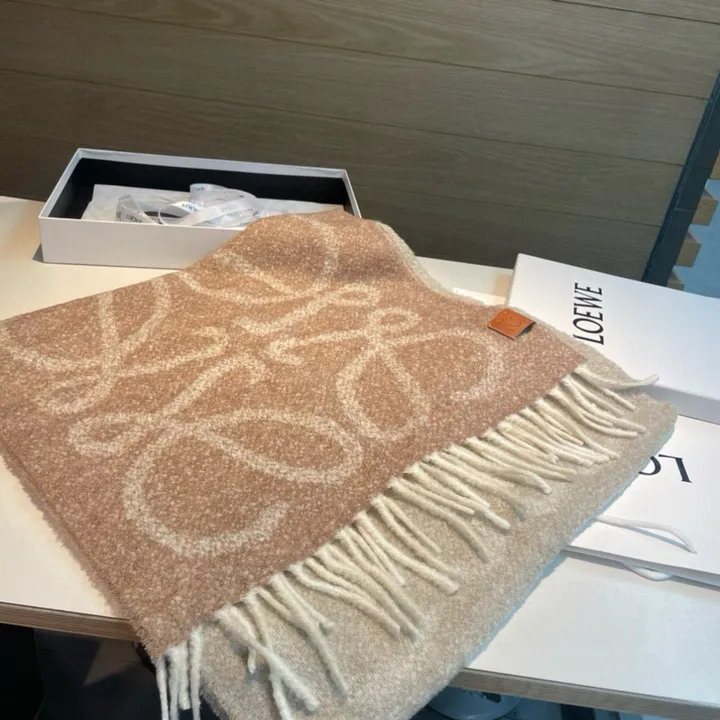 スーパーコピー ロエベ マフラー