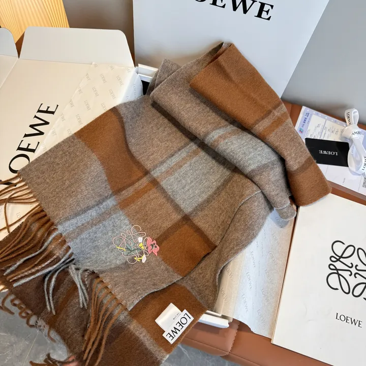 スーパーコピー ロエベ マフラー