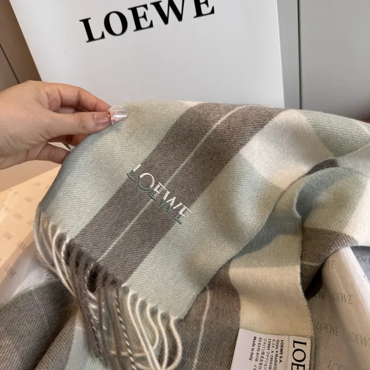 スーパーコピー ロエベ マフラー