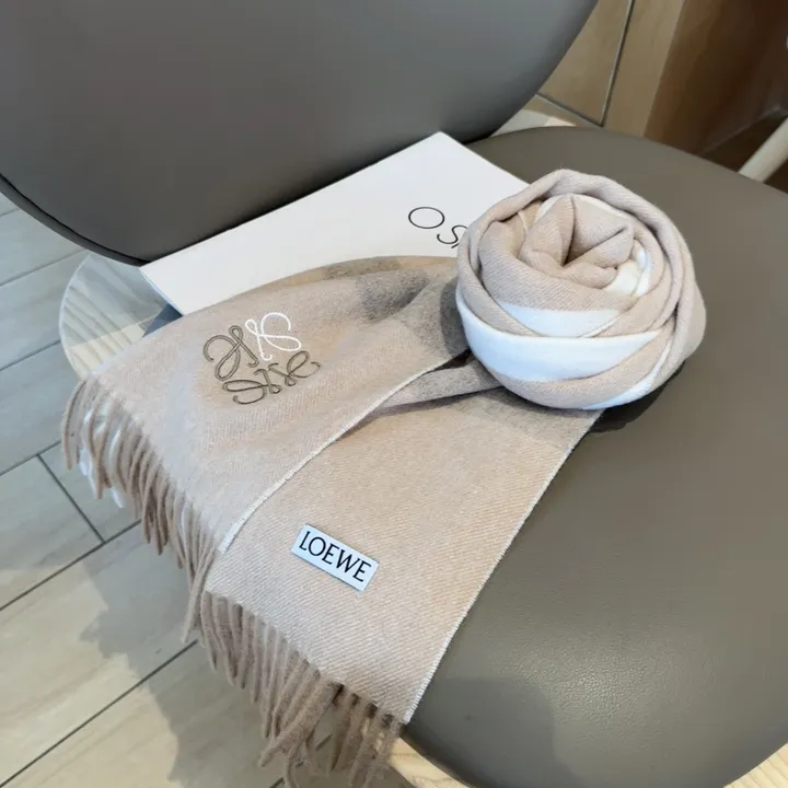 スーパーコピー ロエベ マフラー