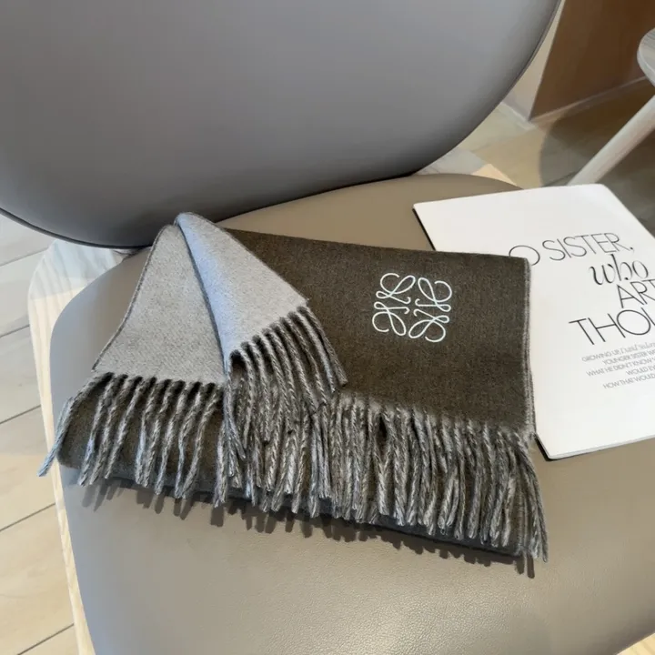 スーパーコピー ロエベ マフラー