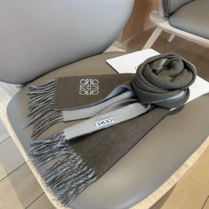 スーパーコピー ロエベ マフラー