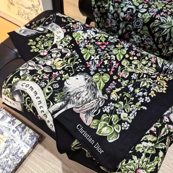 スーパーコピー ディオール マフラー