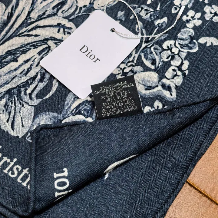 スーパーコピー ディオール マフラー