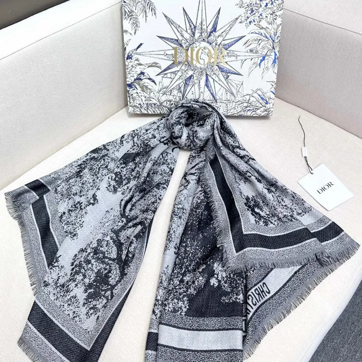 スーパーコピー ディオール マフラー