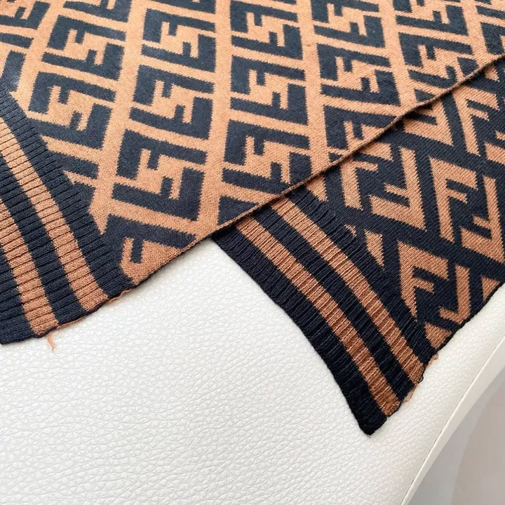 スーパーコピー フェンディ マフラー