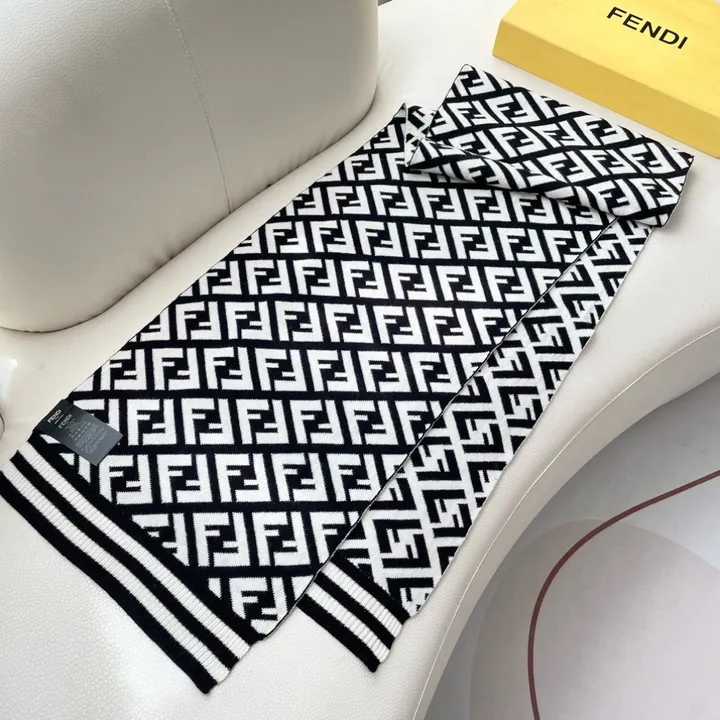 スーパーコピー フェンディ マフラー