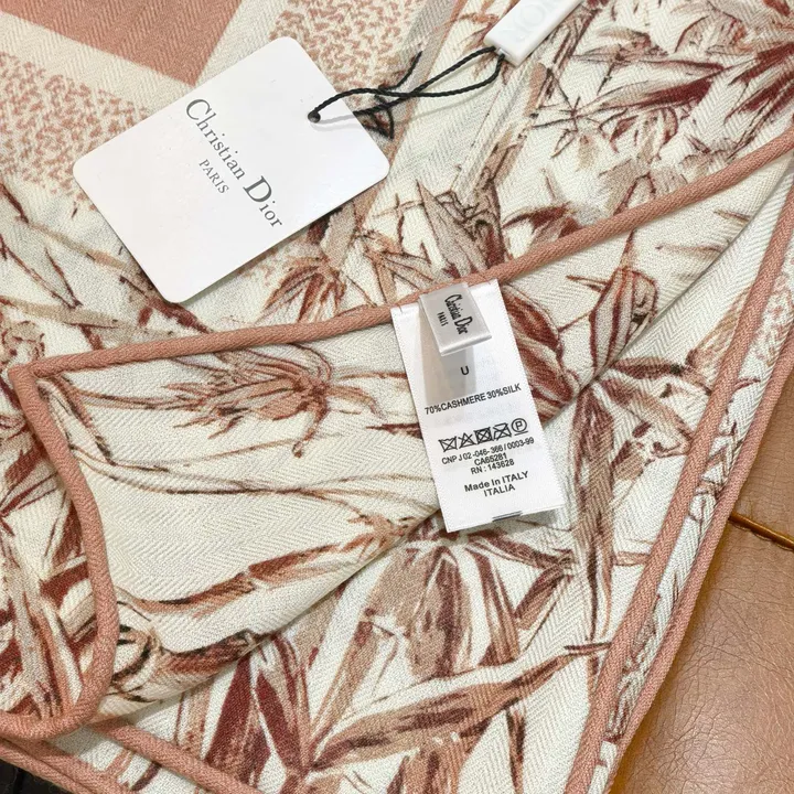 スーパーコピー ディオール マフラー