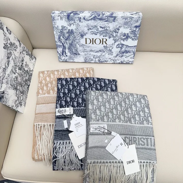 スーパーコピー ディオール マフラー