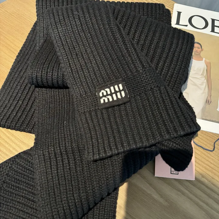 スーパーコピー フェンディ マフラー