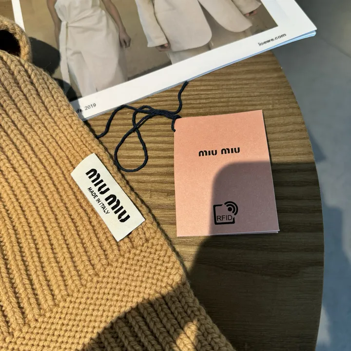 スーパーコピー フェンディ マフラー