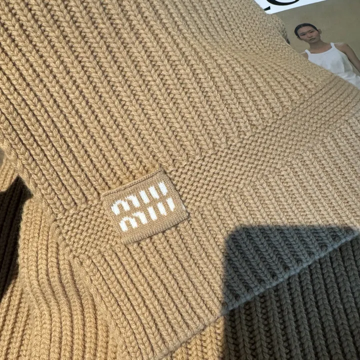 スーパーコピー フェンディ マフラー