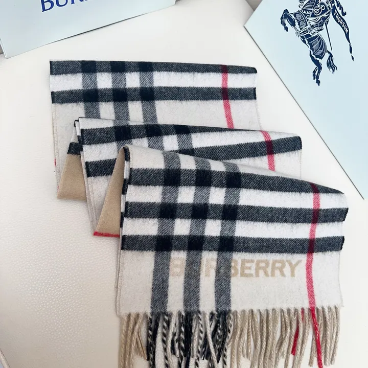 スーパーコピー バーバリー ス マフラー