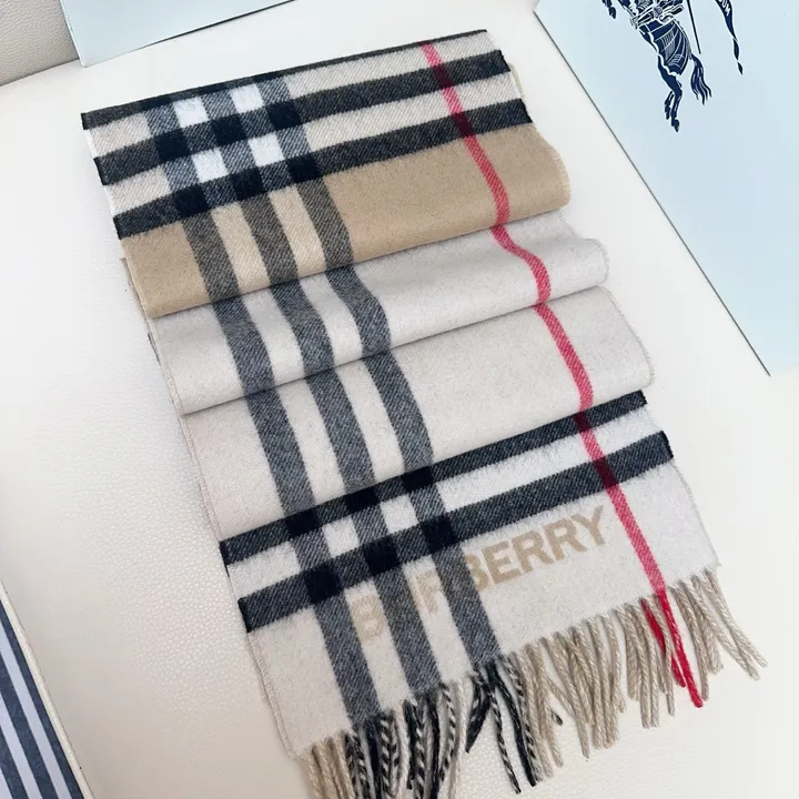 スーパーコピー バーバリー ス マフラー