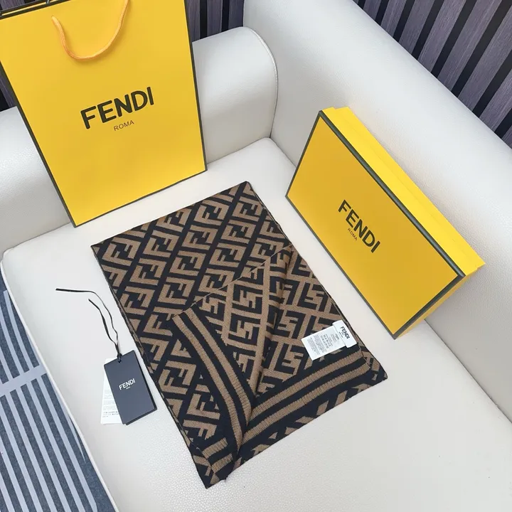 スーパーコピー フェンディ マフラー