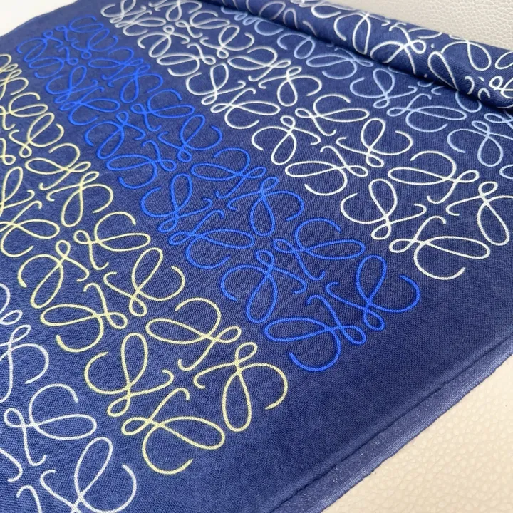 スーパーコピー ロエベ マフラー