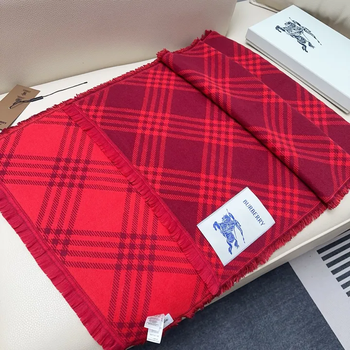 スーパーコピー バーバリー ス マフラー