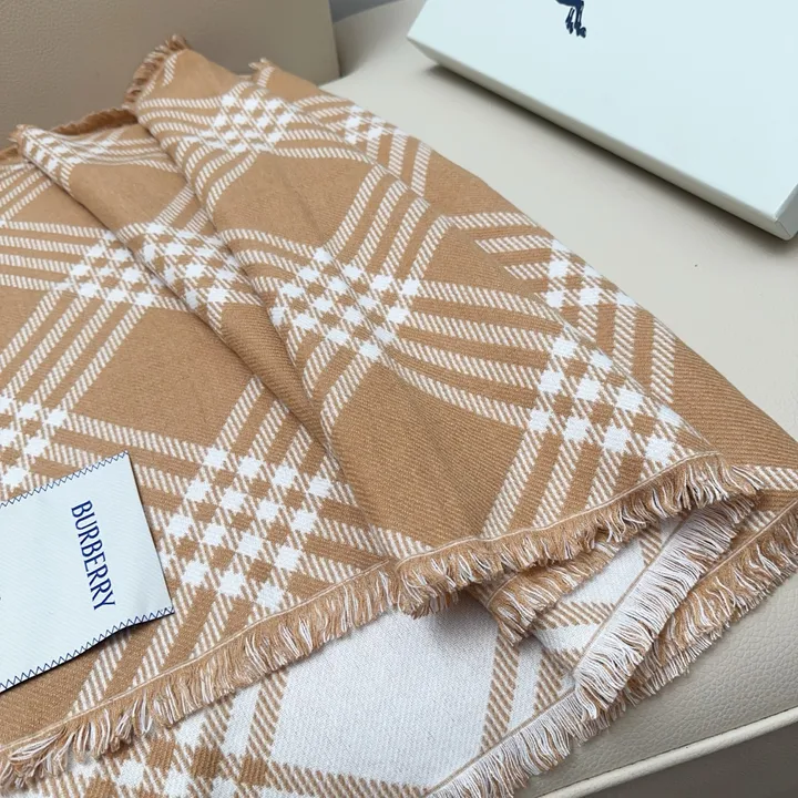 スーパーコピー バーバリー ス マフラー