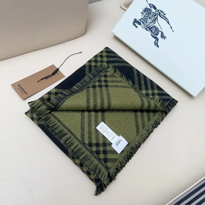 スーパーコピー バーバリー ス マフラー