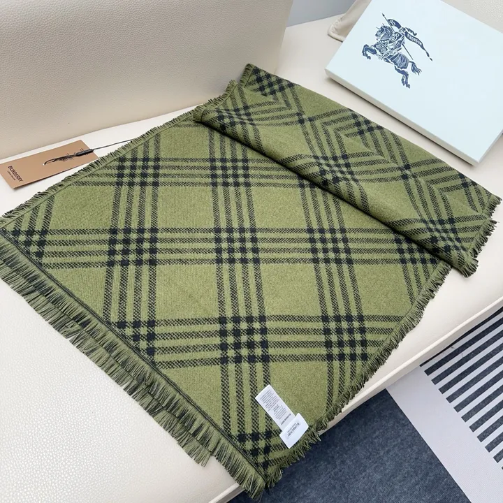 スーパーコピー バーバリー ス マフラー