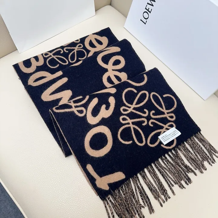 スーパーコピー ロエベ マフラー