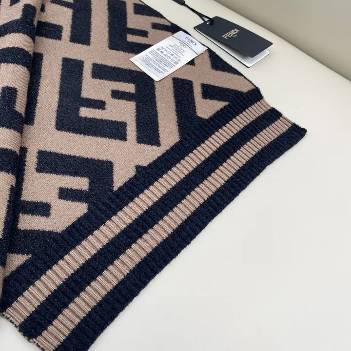 スーパーコピー フェンディ マフラー