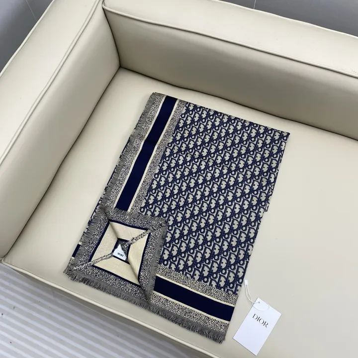 スーパーコピー ディオール マフラー