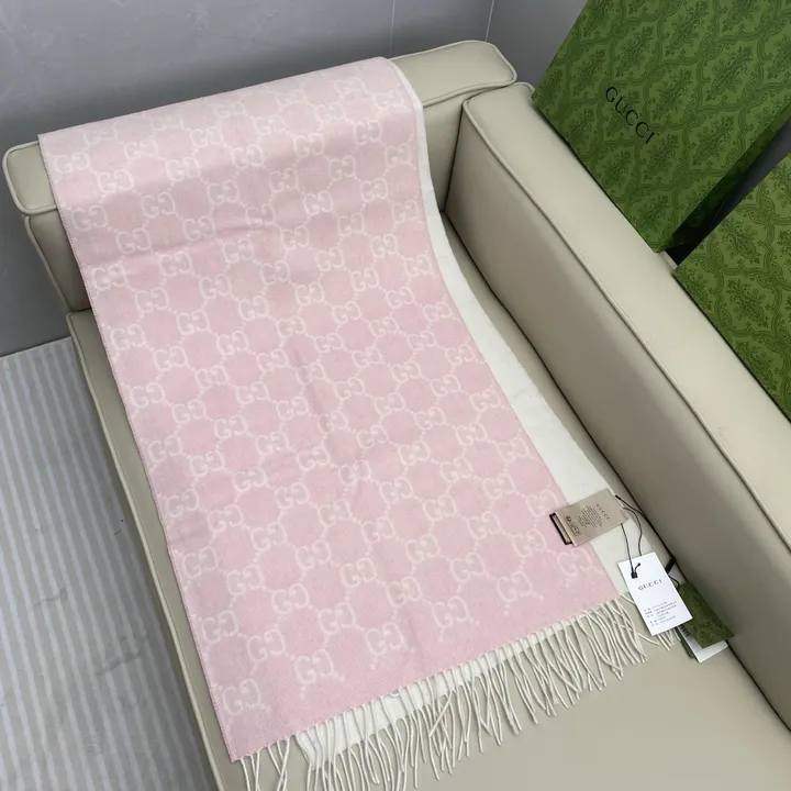 スーパーコピー グッチ マフラー