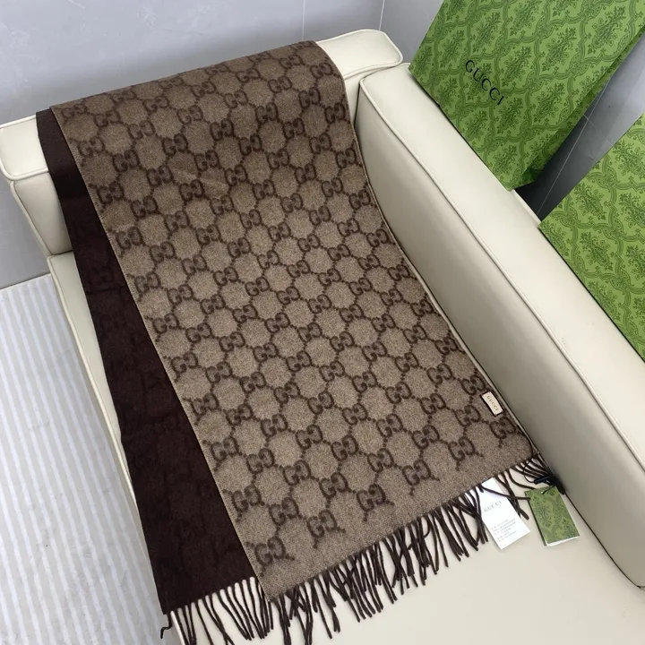 スーパーコピー グッチ マフラー