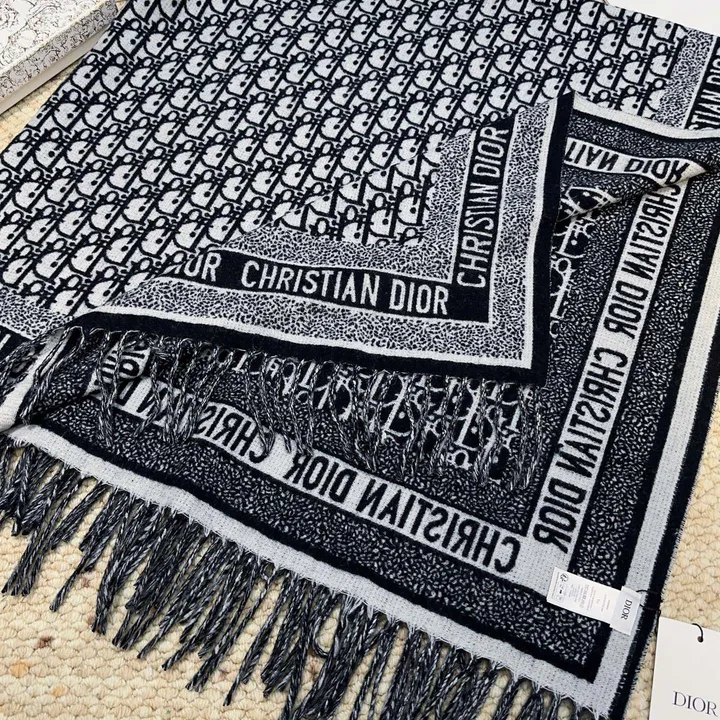 スーパーコピー ディオール マフラー