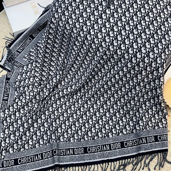 スーパーコピー ディオール マフラー