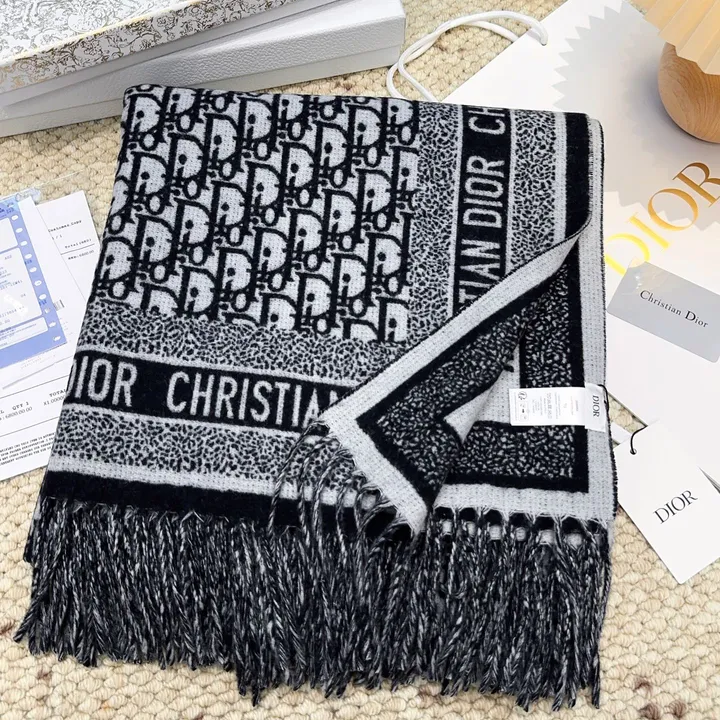 スーパーコピー ディオール マフラー