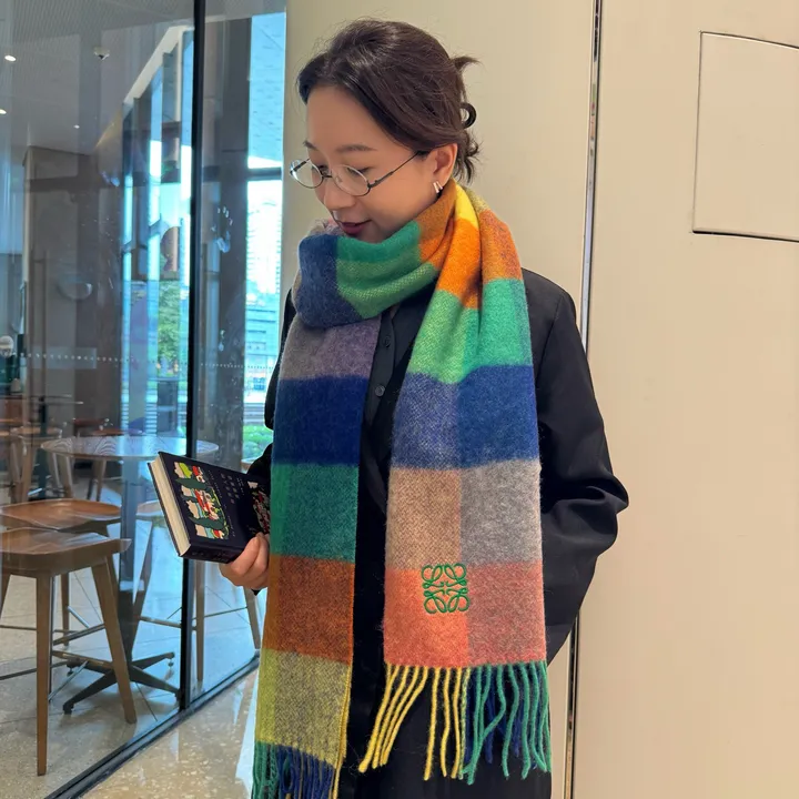 スーパーコピー ロエベ マフラー