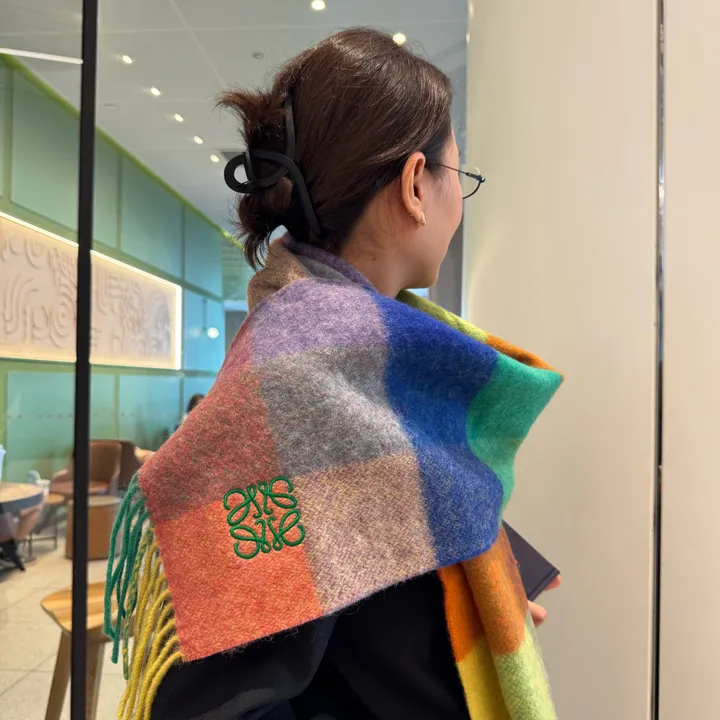 スーパーコピー ロエベ マフラー