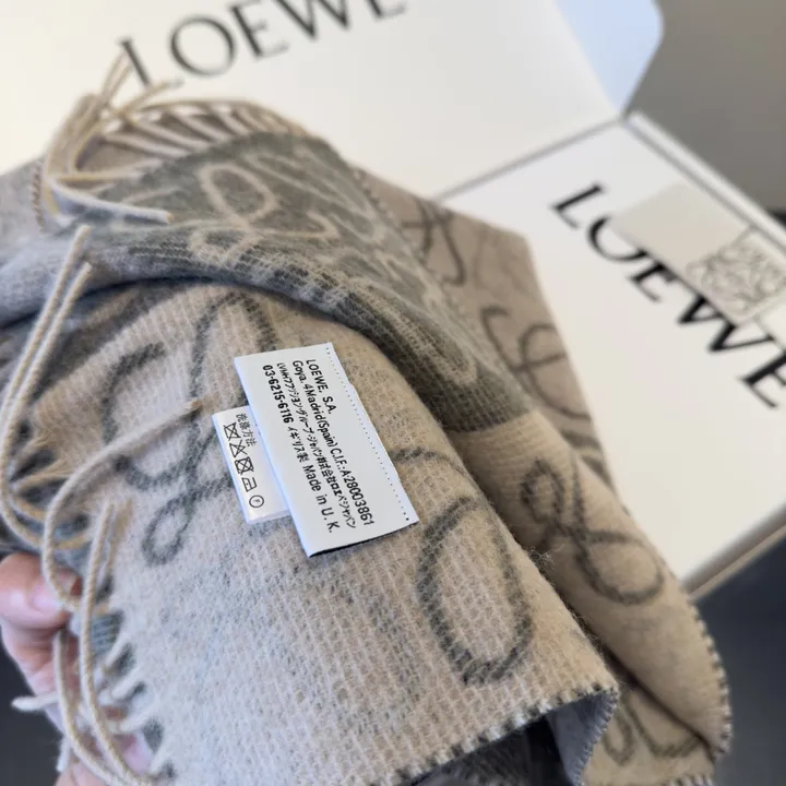 スーパーコピー ロエベ マフラー