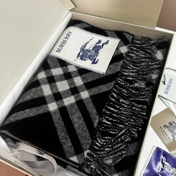 スーパーコピー バーバリー ス マフラー