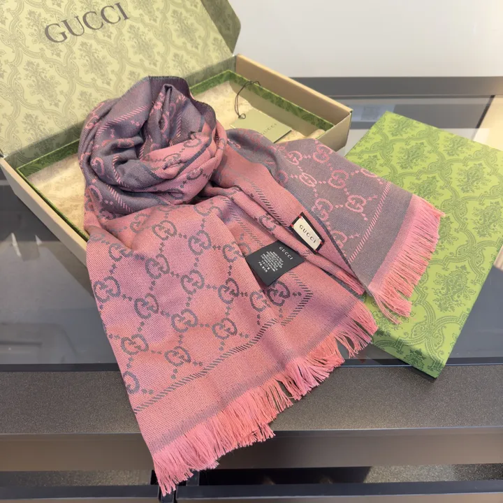 スーパーコピー グッチ マフラー