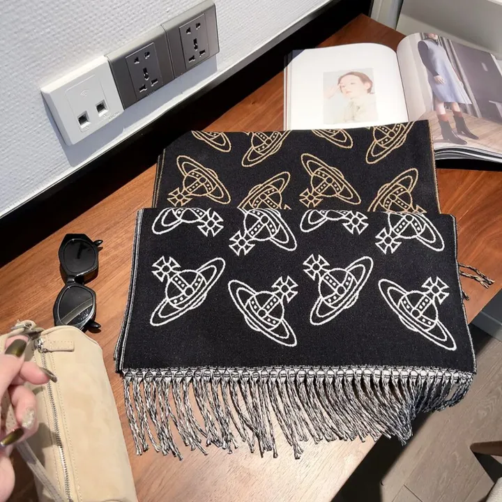 スーパーコピー ヴィヴィアン・ウエストウッド マフラー