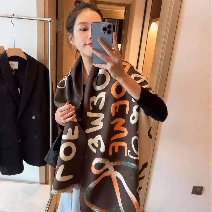 スーパーコピー ロエベ マフラー