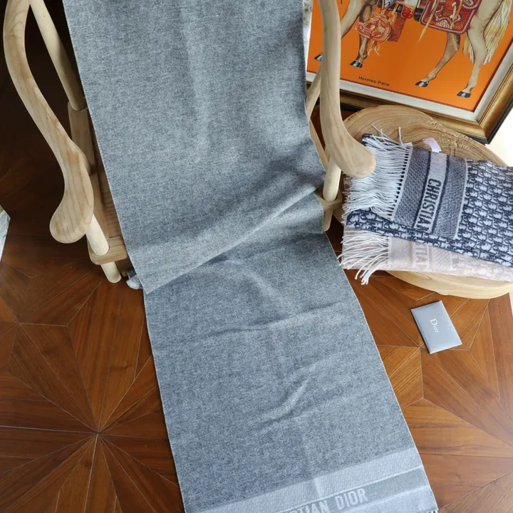 スーパーコピー ディオール マフラー