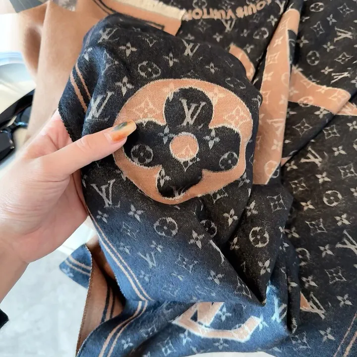 スーパーコピー ルイヴィトン マフラー